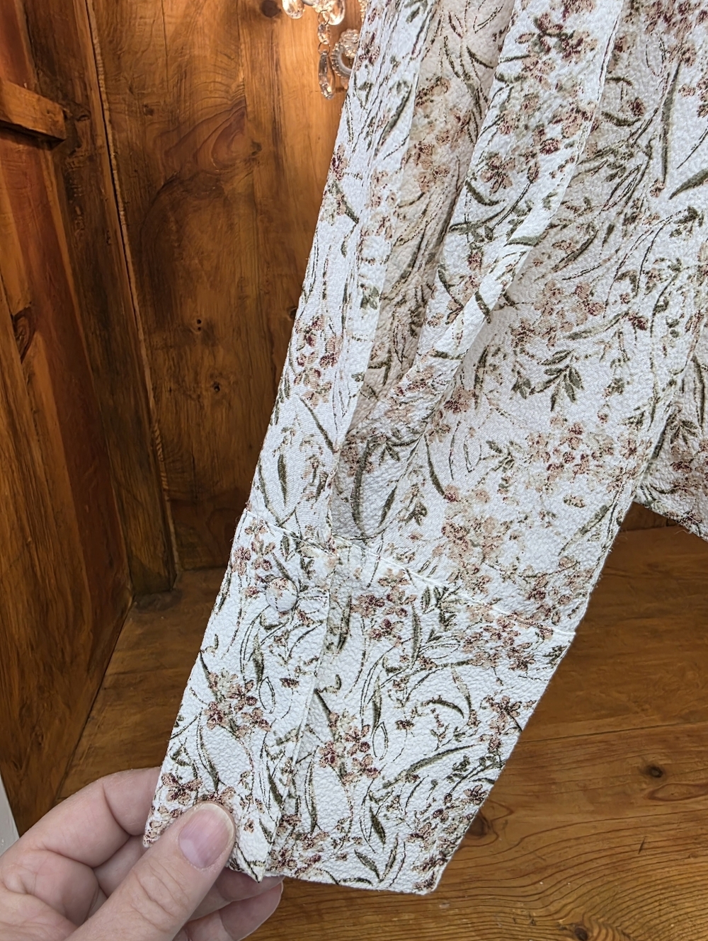 RW&CO Floral Tie Neck Blouse | Size Large | Romantic Boho Lightweight Top - Picture 13 of 16